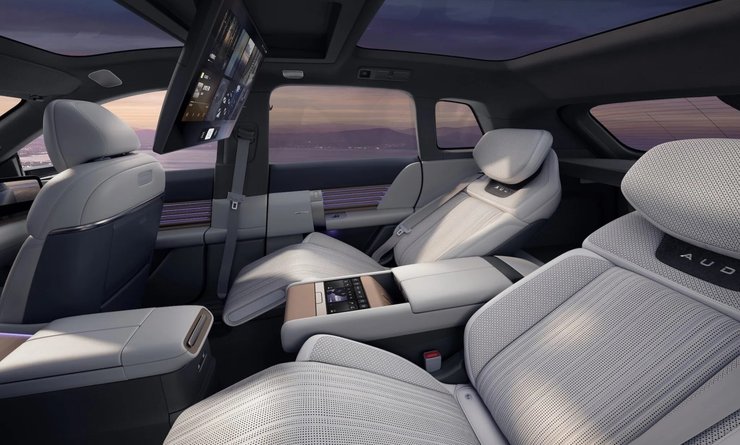 Салон Audi E7X 2026