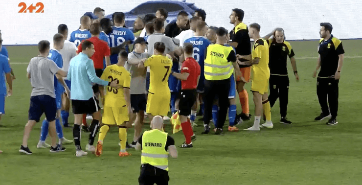 драка, футбол, "Динамо", "Арис", еврокубки