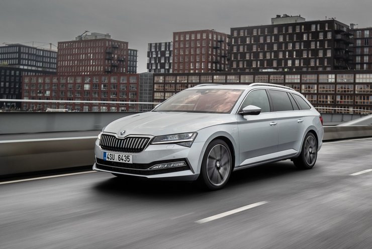 Skoda Superb Combi, Skoda Superb, лучшие универсалы, лучшие подержанные универсалы, универсалы с пробегом