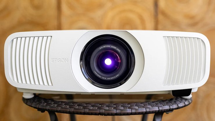 Проектор Epson Home Cinema LS11000 для дома