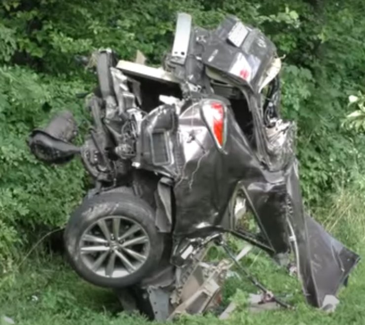 Так выглядело авто в первые минуты аварии