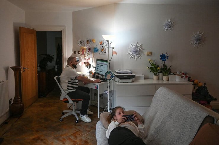 33-летний хиругр Самер аль-Шейх, беженцы из Украины,