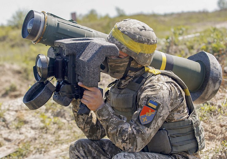 джавелліни, все