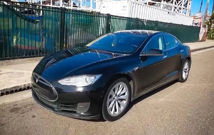 Tesla Model S