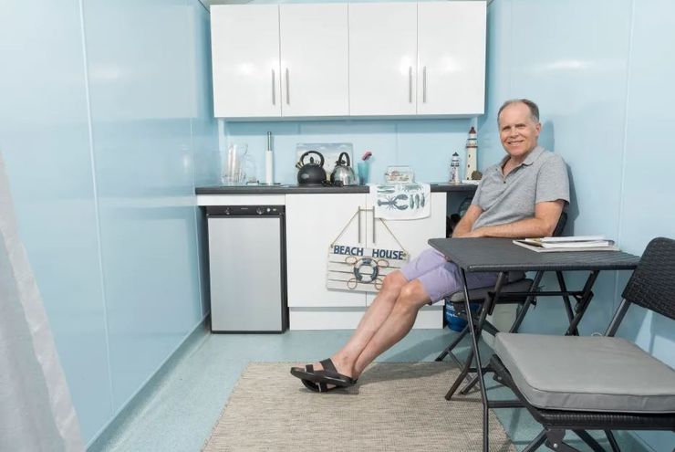 Покупка и продажа недвижимости, жилье, квартиры, пляжный домик продается за 130 тысяч евро, курьезы