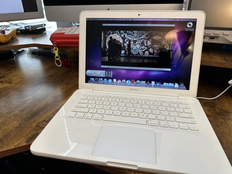 MacBook 2009