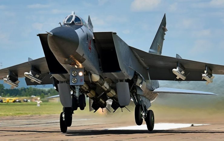 МиГ-31 перехватчик