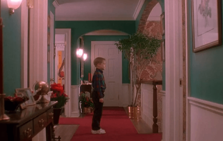 Дом из фильма Один дома, культовый особняк, особняк изменился за 34 года, ремонт дома,