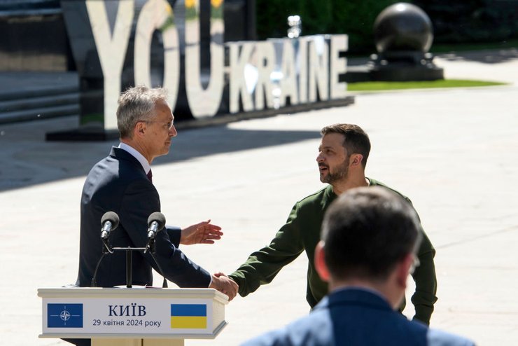 зеленський і столтенберг, столтенберг у києві, україна в нато, саміт нато