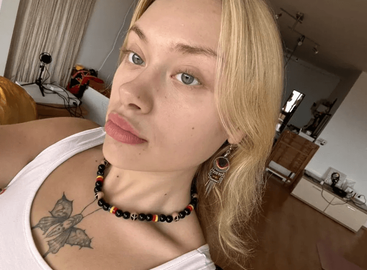 Модель Ковальчук під захистом військових через справу з ОАЕ