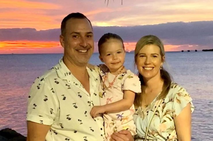 Ніна Манро з Австралії, пила 4 літри води на день, що сталося з її організмом та зовнішністю, історії з життя