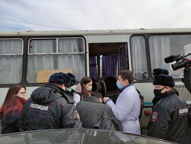 алексей навальный, задержания