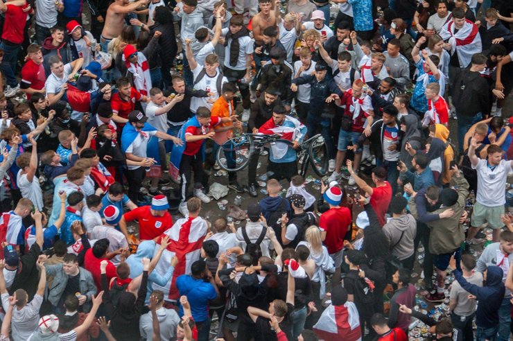 Англійські футбольні фанати