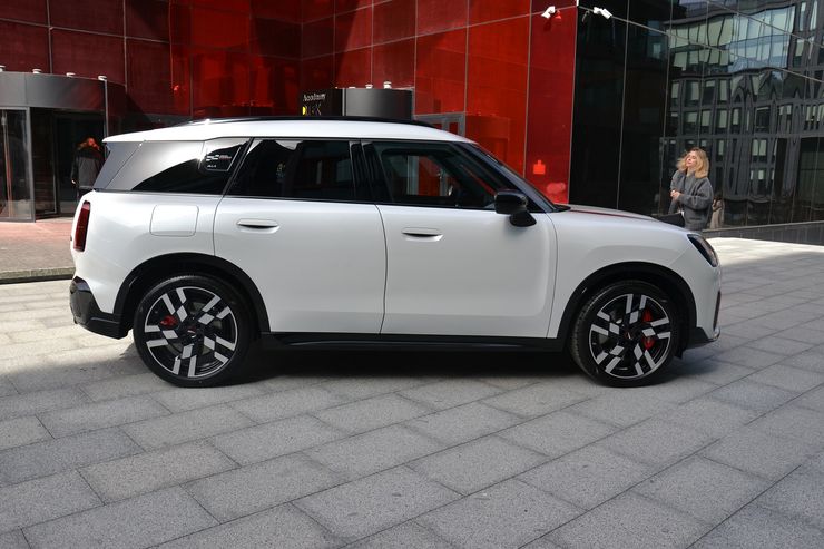 Автомобіль Mini Countryman 2024