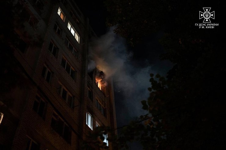 Пожар, Киев, горела квартира, ГСЧС