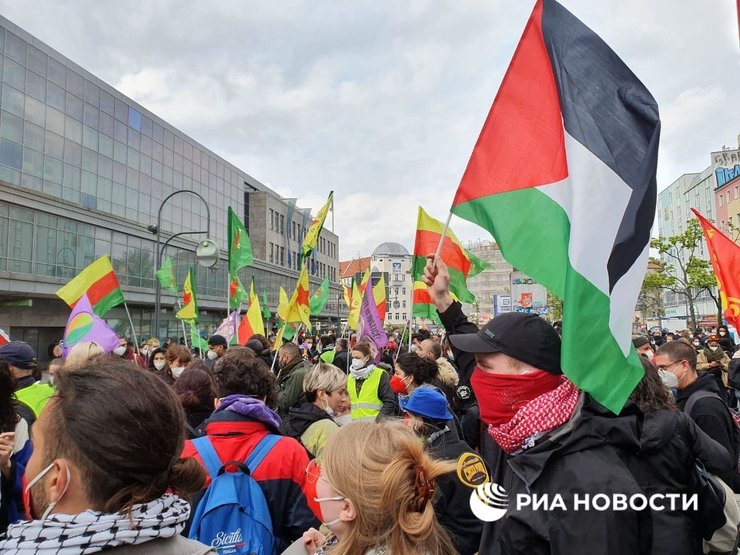 первое мая, берлин, демонстрация, фото