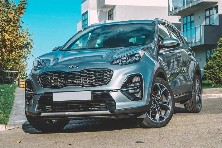 Renault Duster, Toyota Land Cruiser Prado, Kia Sportage, цвета авто