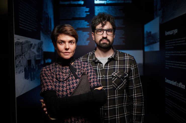 Катя Тейлор, кураторка