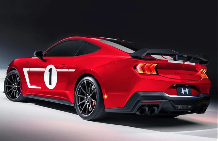 Ford Mustang Dark Horse H850