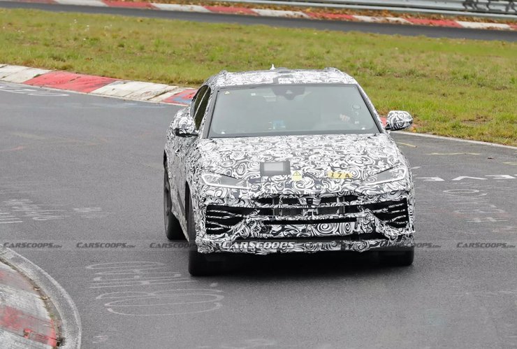 Lamborghini Urus 2025