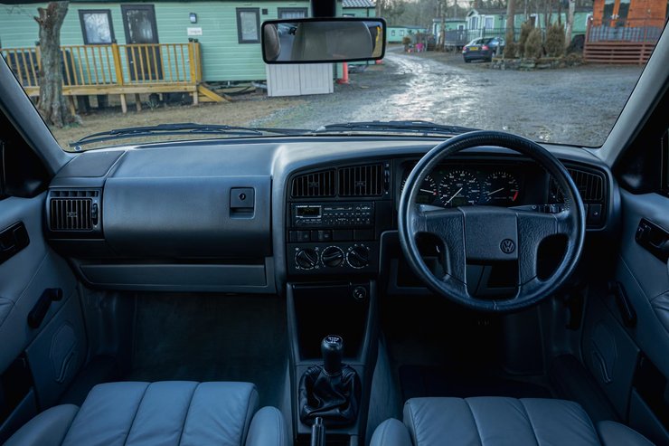 салон VW passat b3, Volkswagen Passat, Volkswagen Passat B3, Volkswagen Passat 1991, Седан Volkswagen