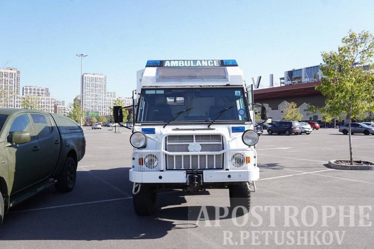 Швидка для 67 ОМБР ДУК на базі Pinzgauer 6x6