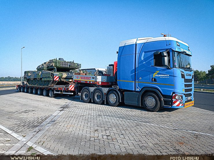 Леопард 2A7HU