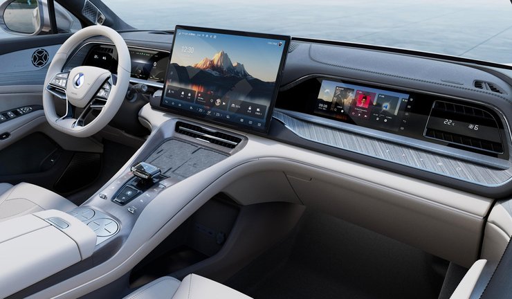 салон Denza N7, Denza N7, китайський електромобіль, новий BYD Denza N7, електромобіль BYD