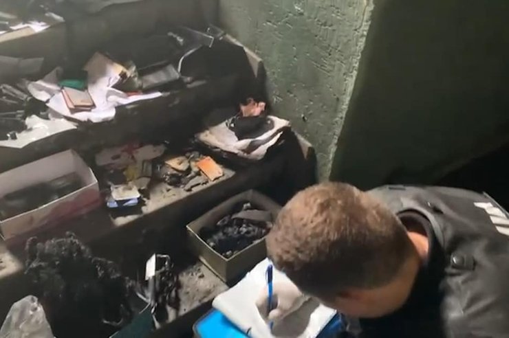 пожар, сгоревшая квартира, фото