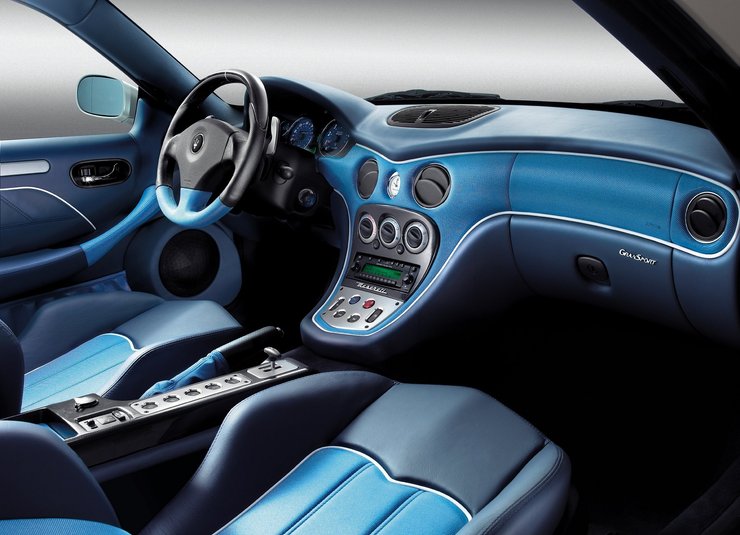 салон Maserati GranSport, Maserati Coupe, спорткар Maserati