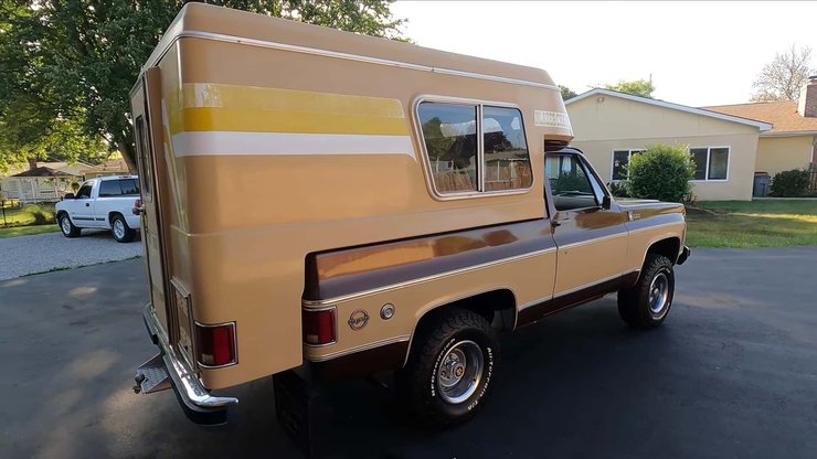 Chevrolet K5 Blazer Cheyenne Chalet Camper 400 4×4