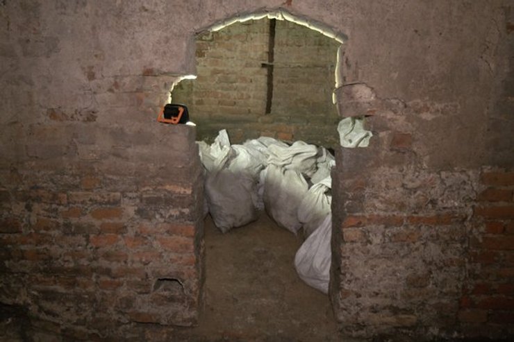 костел, собор, раскопки, археология, Луцк, археологи, Волынь, церковь, крипта, захоронения, комната, ученые, исследования, артефакты