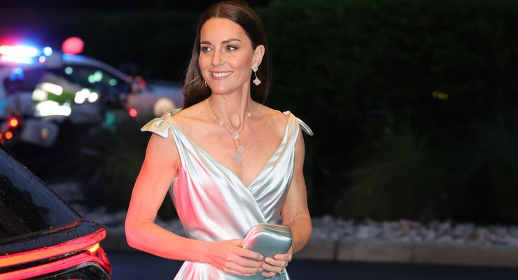 Кейт миддлтон, образ кейт миддлтон, модные выходы кейт миддлтон, сколько стоят наряды кейт миддлтон, платья кейт миддлтон