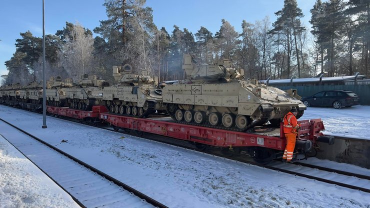 військова допомога Україні, bradley для ЗСУ