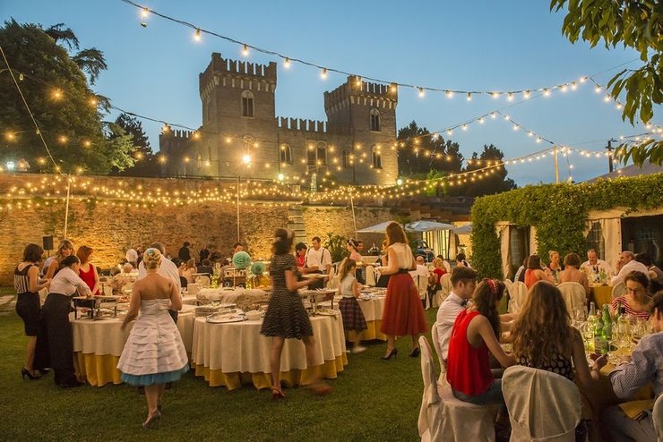 отель с привидениями, гостиница с призраками, привидения, призраки