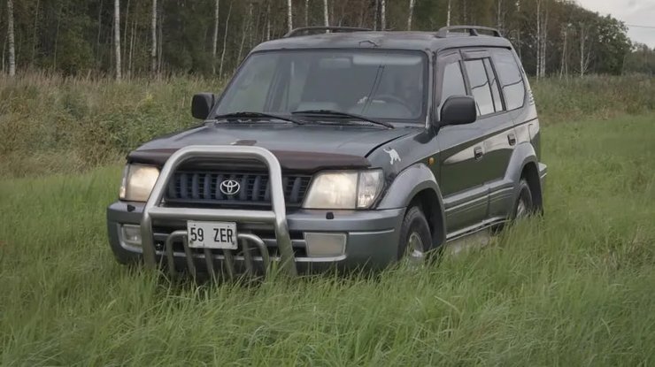 Toyota Land Cruiser "ожила" после пяти лет простоя на улице