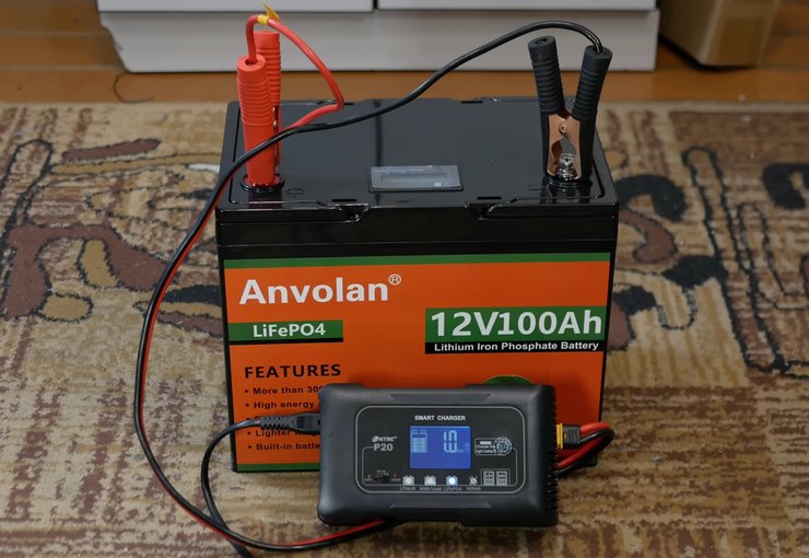 Акумулятор типу LiFePO4 для резервного живлення квартири