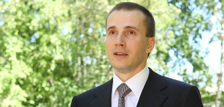 виктор янукович, александр янукович