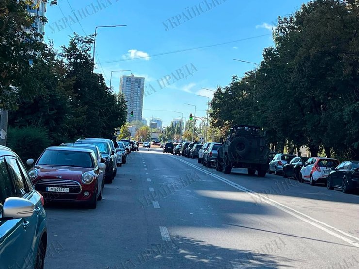 Перекрита вулиця Юрія Шумського в Києві
