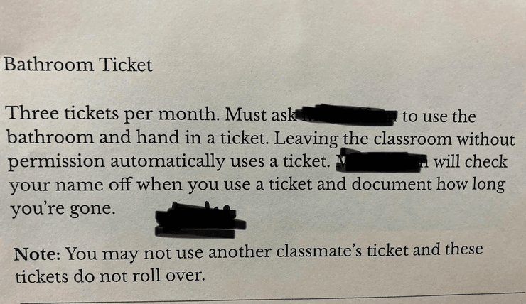 Билет в туалет, поход в туалет, запрет ученику ходить в туалет, пропуск в туалет, здоровье детей, учительница, необычная система похода в туалет, школа,