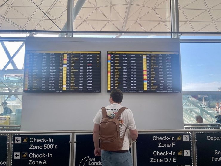 сбой Windows, сбой CrowdStrike, глобальный сбой, сбой по всему миру