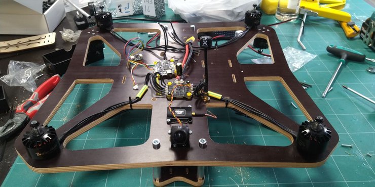 дрон, бпла мегалодрон