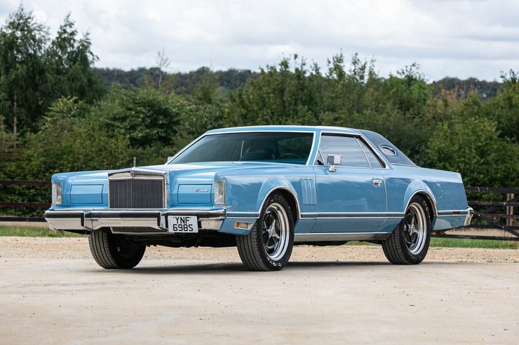 Lincoln Continental Mark V