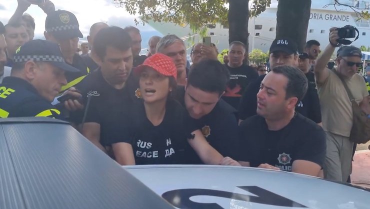 задержание Марины Чобанян