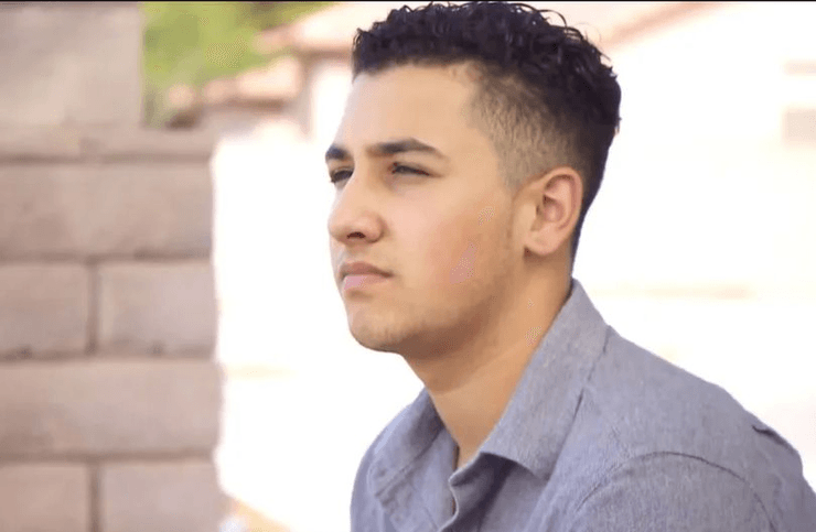 Подросток утверждает, что видел НЛО в саду, пришельцы, инопланетяне, другой цвет кожи, воспоминания о пришельцах, вызвали полицию