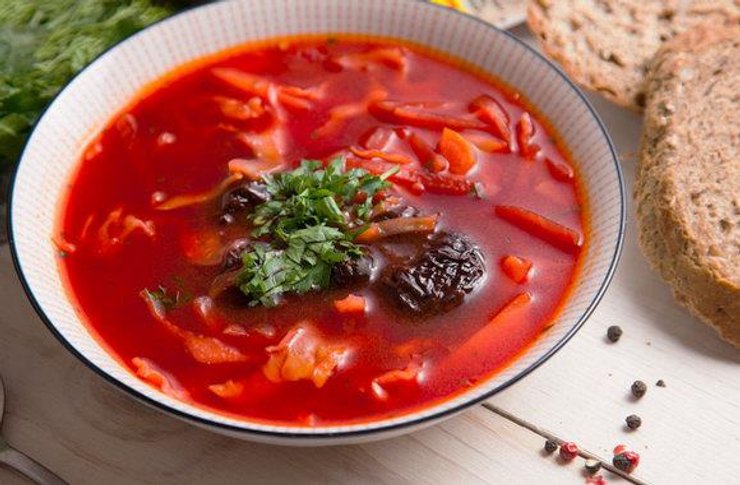 український борщ, рецепт борщу, справжній борщ, донецький борщ, кримський борщ, волинський борщ, борщ із чорносливом