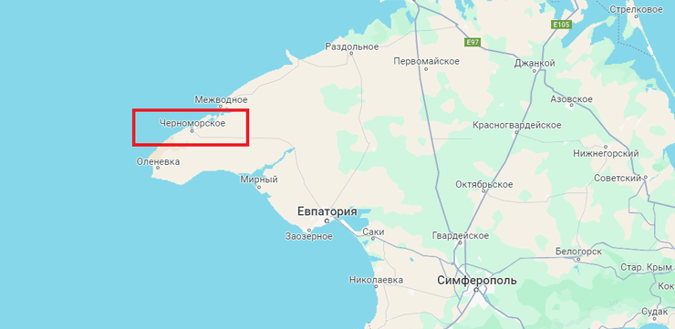 Селище Чорноморське розташоване в західній частині Криму