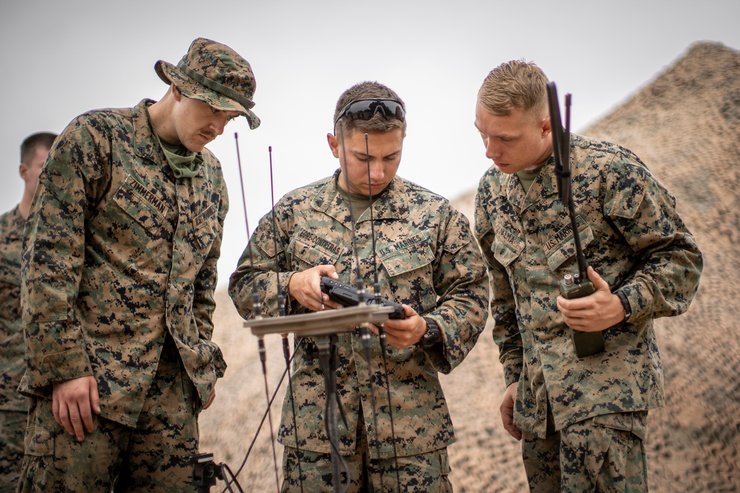 армія США, супутниковий зв'язок, радіосигнал