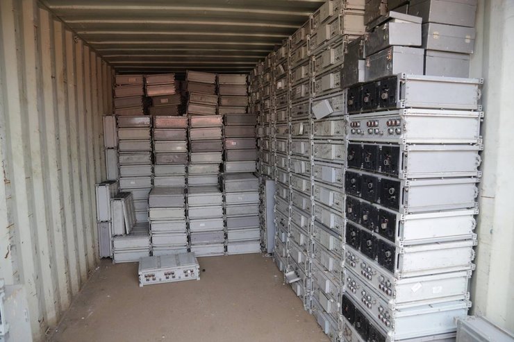 плати, гараж, Міноборони