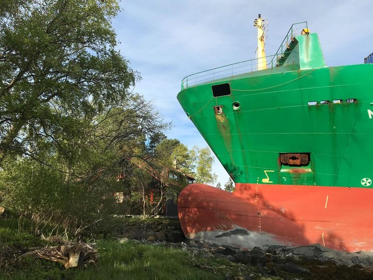 корабель сів на мілину, норвегія, корабель на мілині